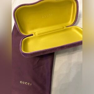 Gucci glasses case with dust bag drawstring. Authentic- great for replacement